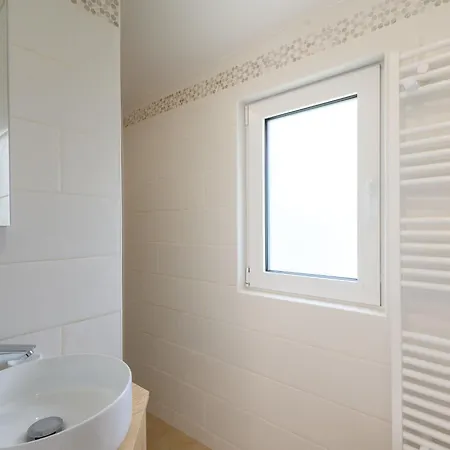 Дом отдыха Nostress -villa-studio- 8 Pers By Interhome Нуармутье