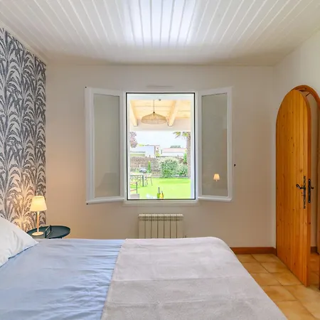 Дом отдыха Nostress -villa-studio- 8 Pers By Interhome Нуармутье
